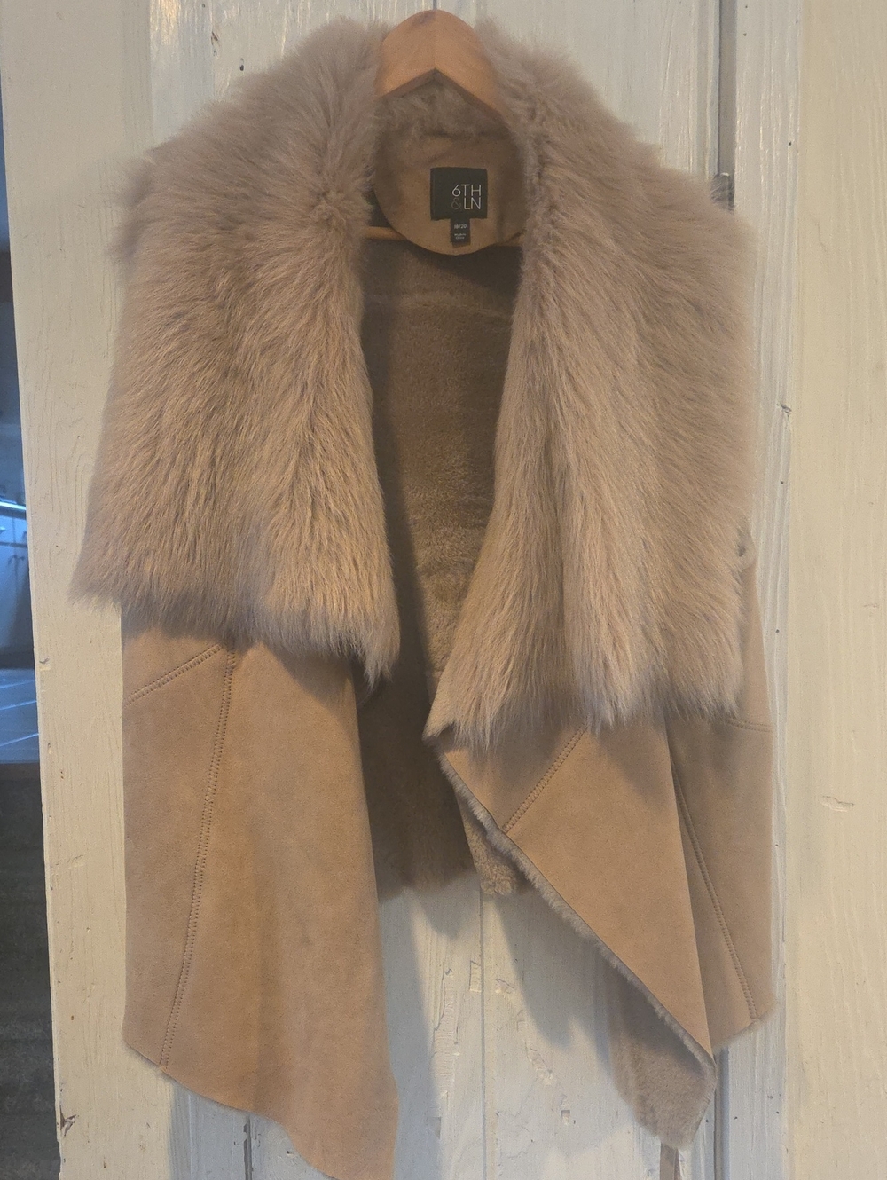 6TH & LN Tan dyed Lamb Vest with Fur Collar